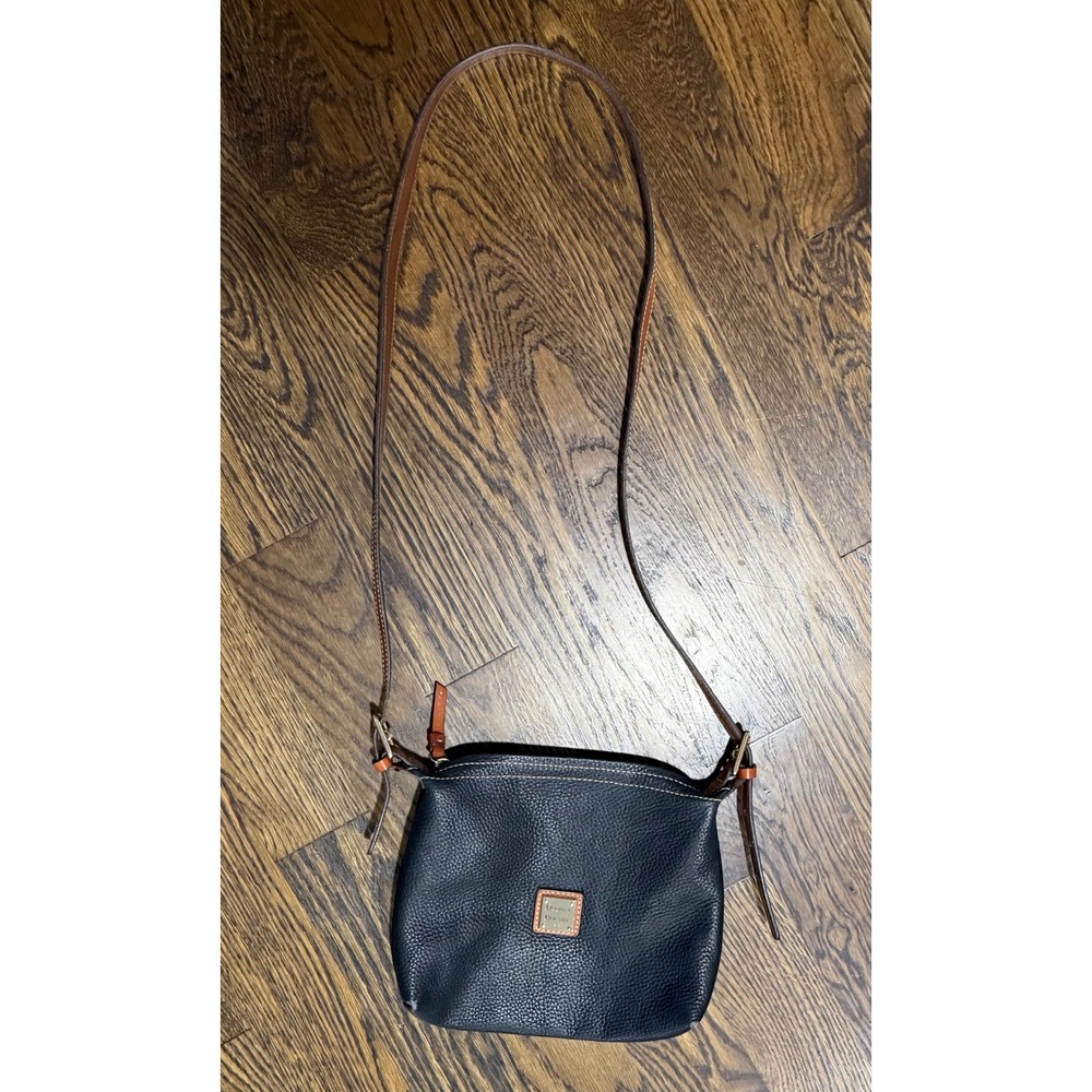 Dooney & Bourke Black Pebbled Leather Crossbody Bag Tan Trim Red Lining